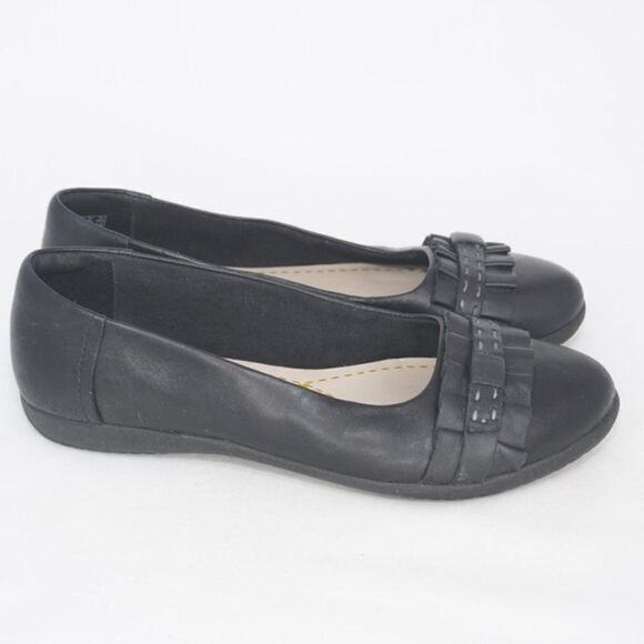 Clarks Sumerset Black Round-Toe Flats, Size 7 - Picture 7 of 8